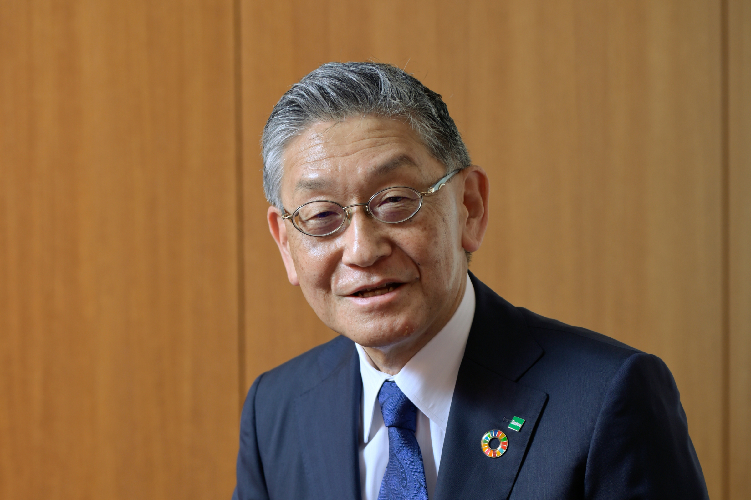 02_敷島製パン株式会社 / 盛田淳夫